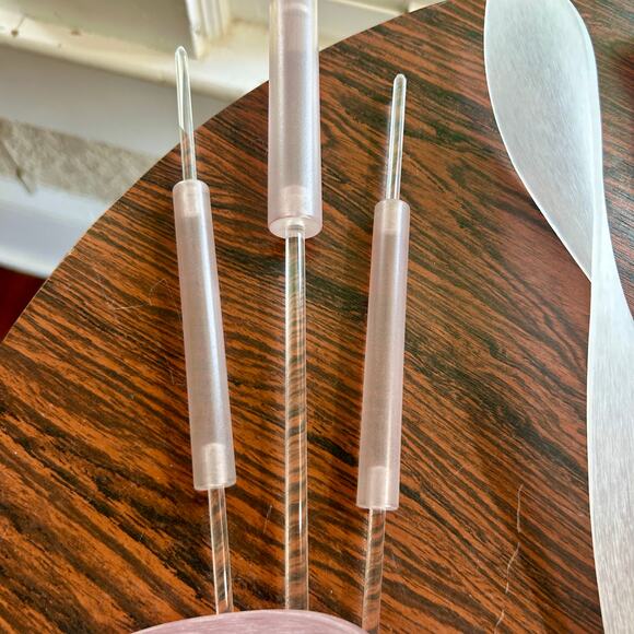 Vintage Lucite Calla Lily Sculpture with Pink and White Petals 24.5” - Picture 5 of 16